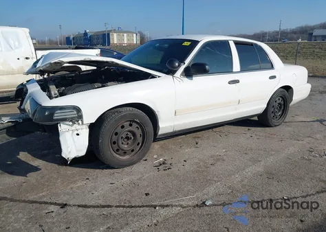 2011 Ford Crown Victoria Police Interceptor z USA, uszkodzony, nr VIN 2FABP7BV0BX167670